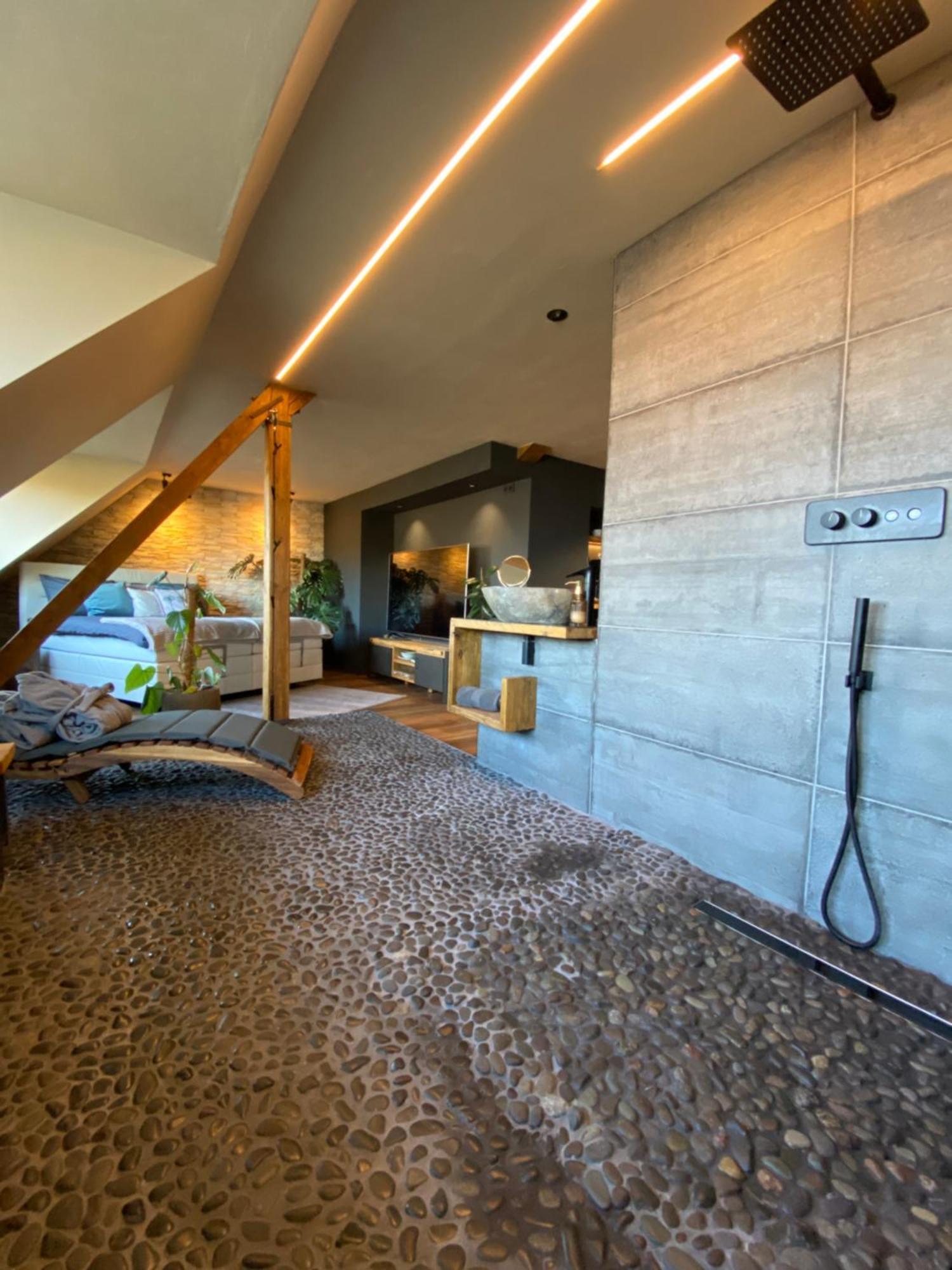 Private Wellness Suiten Mit Whirlpool Essen Extérieur photo